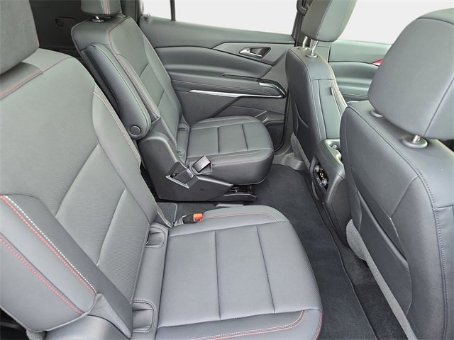 Used 2025 Chevrolet Traverse Z71 w/ Driver Confidence Package image 13