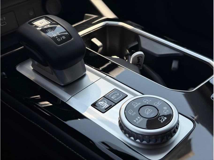 New 2026 Mitsubishi Outlander SE AWD/4WD image 15