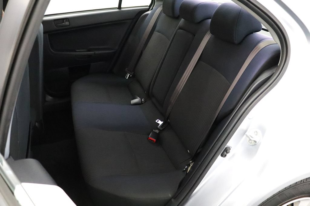Used 2014 Mitsubishi Lancer ES FWD image 9