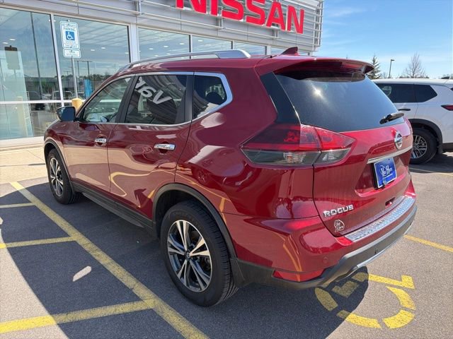 Used 2019 Nissan Rogue SV w/ Premium Package image 8