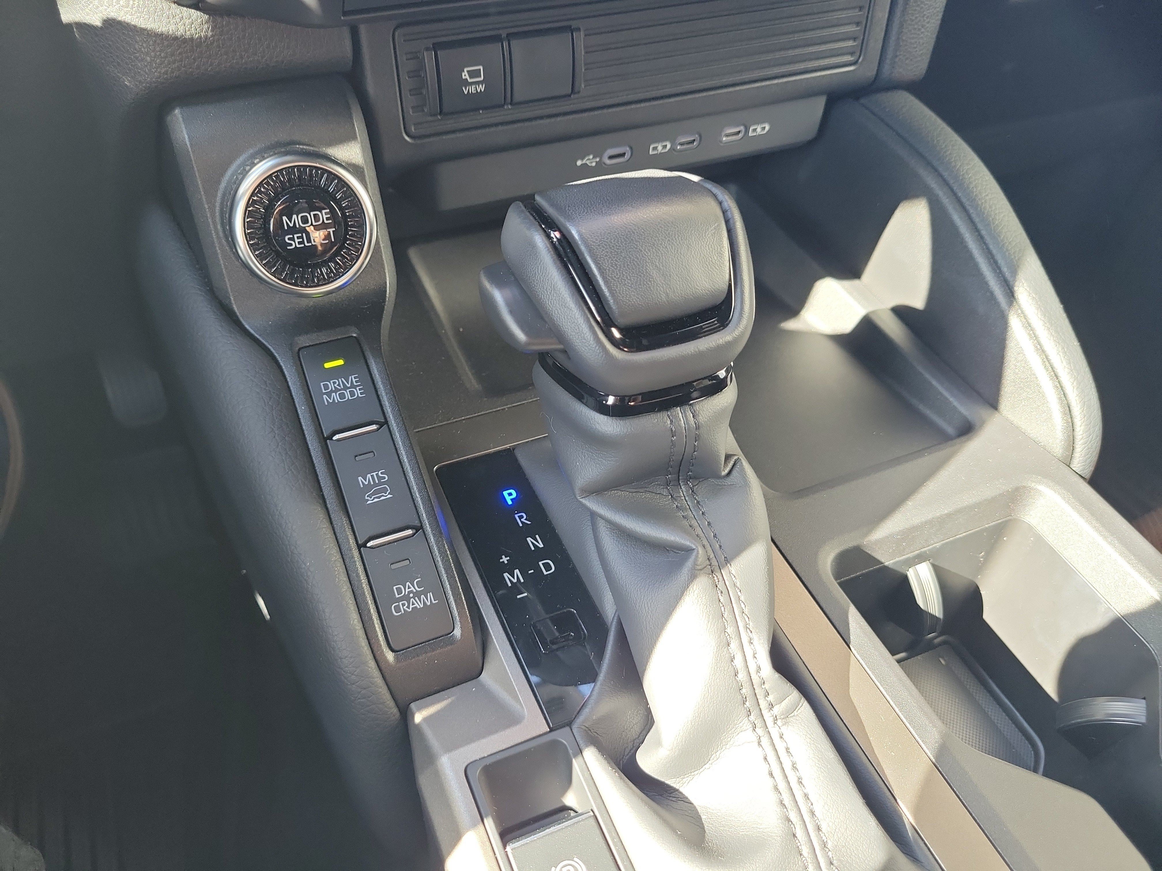 Used 2025 Toyota Land Cruiser AWD/4WD image 29