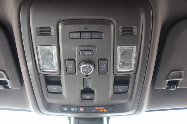 Used 2022 GMC Yukon Denali AWD/4WD image 36