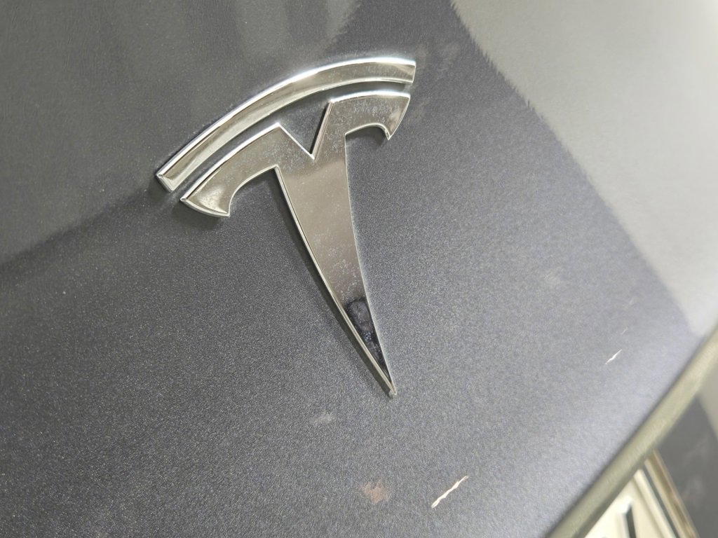 Used 2022 Tesla Model Y Long Range image 14