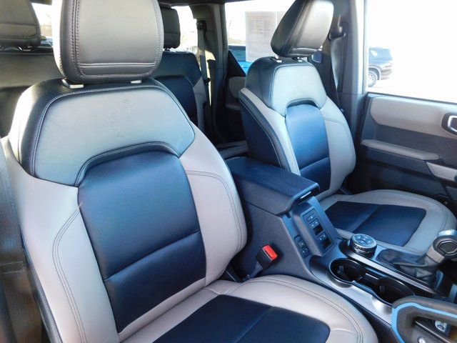 Used 2023 Ford Bronco Wildtrak image 21