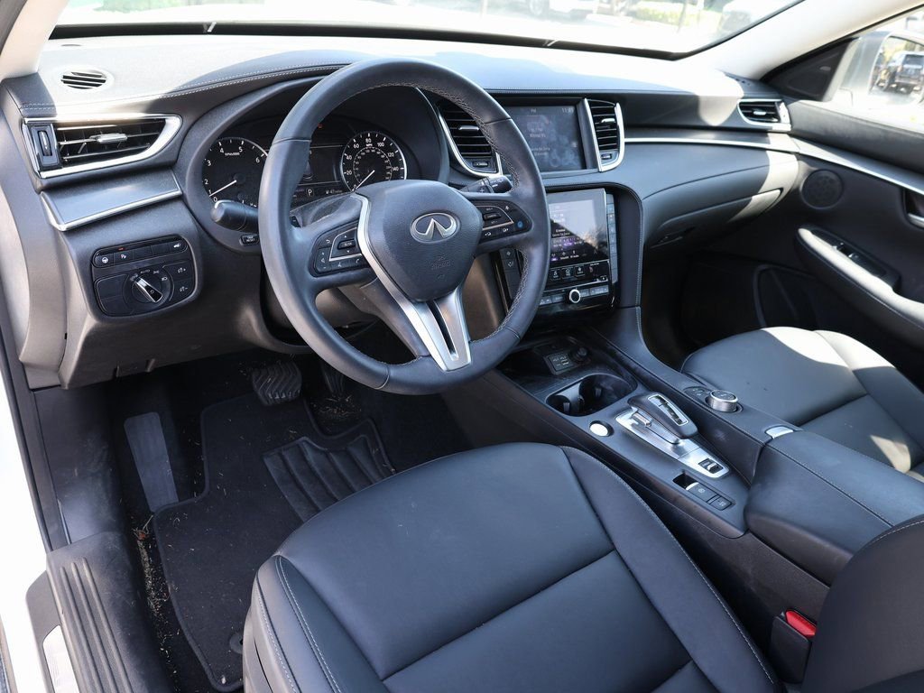 Certified 2025 INFINITI QX50 Pure AWD/4WD image 13