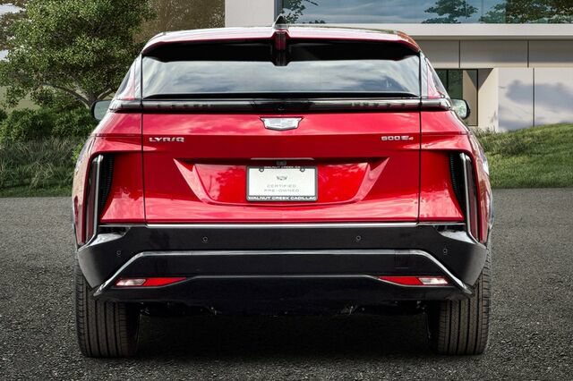 Certified 2026 Cadillac Lyriq Signature Luxury w/ Nappa Leather Package AWD/4WD image 5