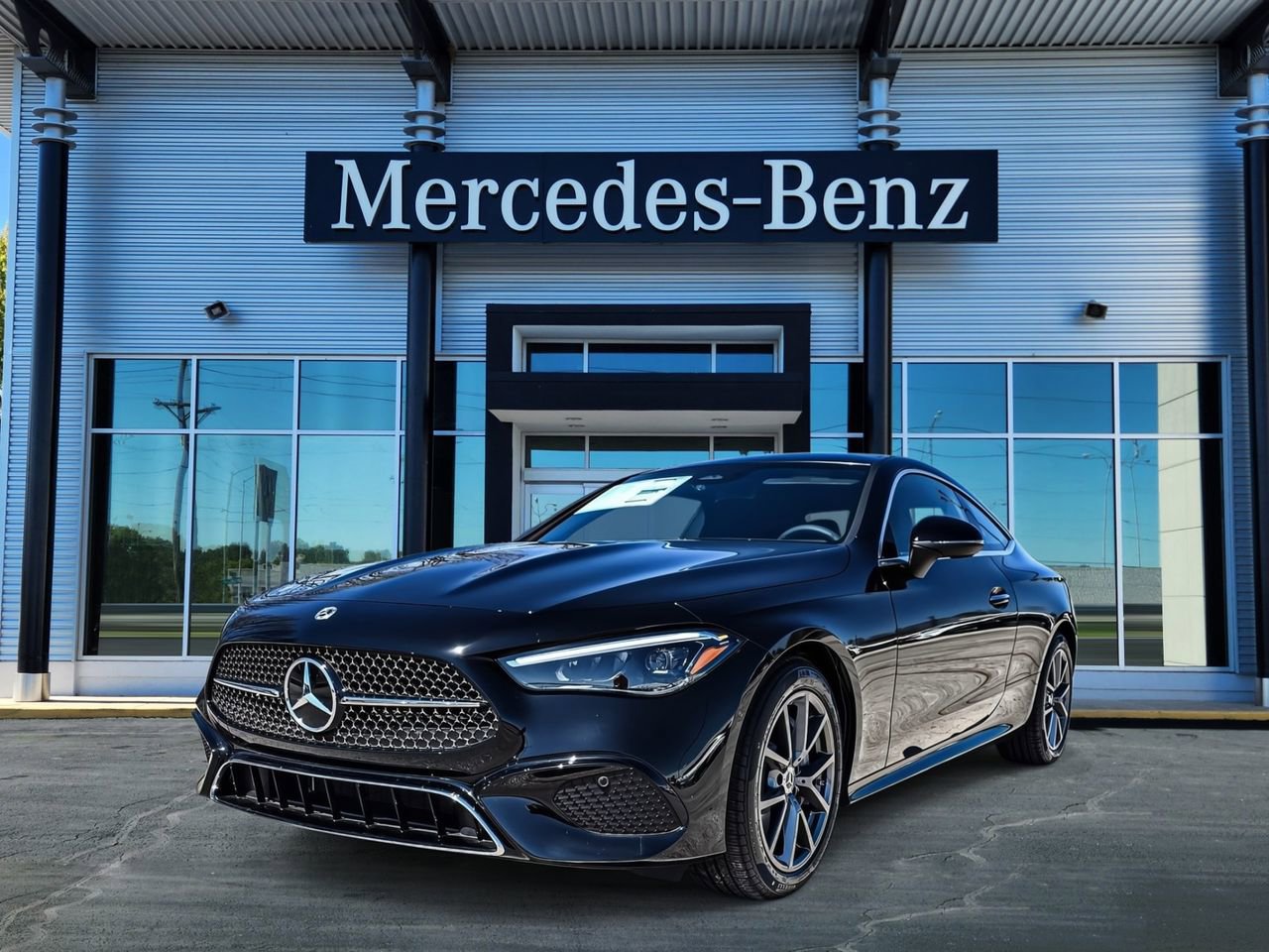 New 2026 Mercedes-Benz CLE 300 4MATIC Coupe image 3