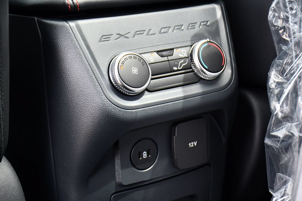 New 2026 Ford Explorer ST-Line AWD/4WD image 22