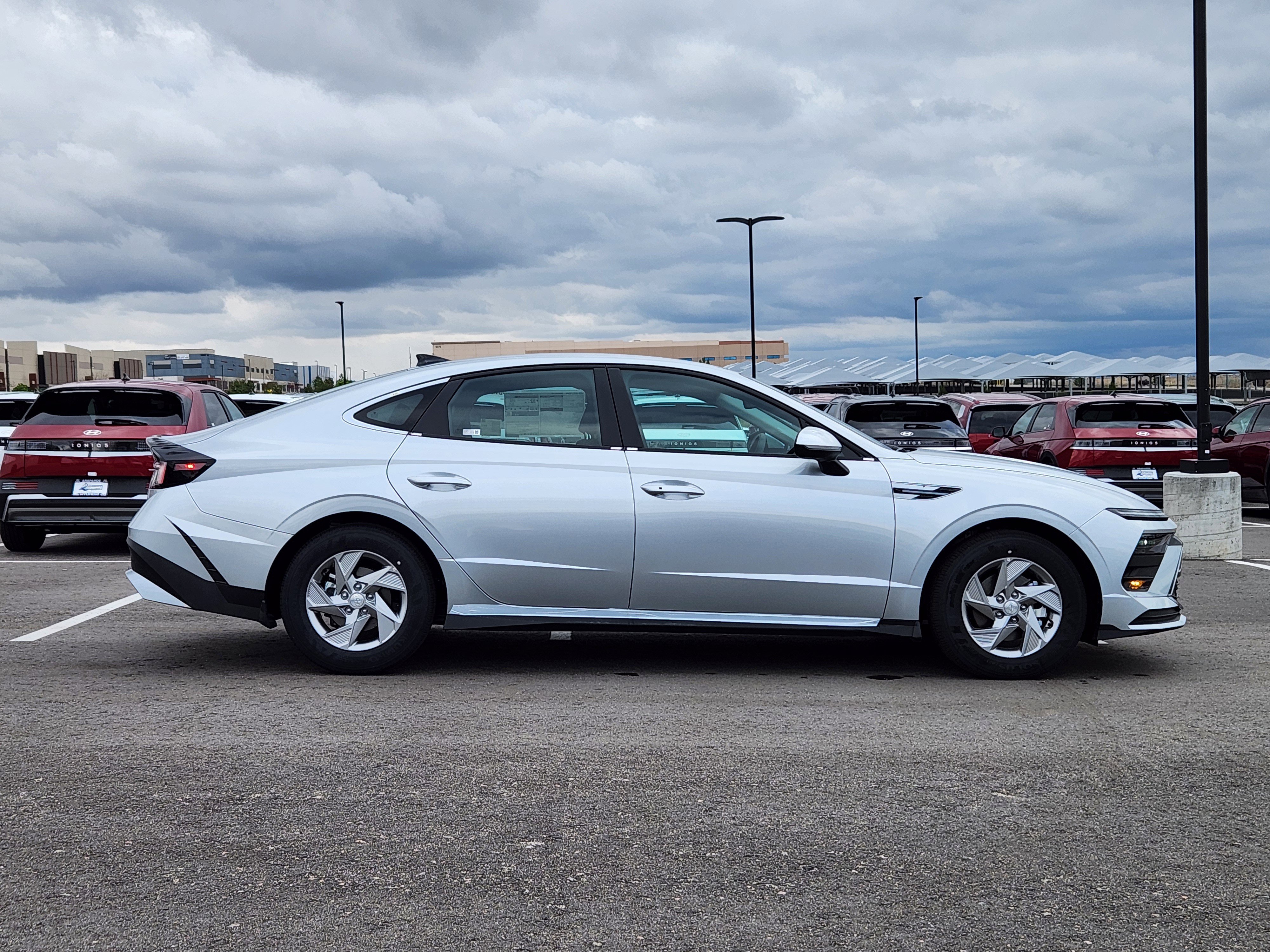 New 2026 Hyundai Sonata SE FWD image 6