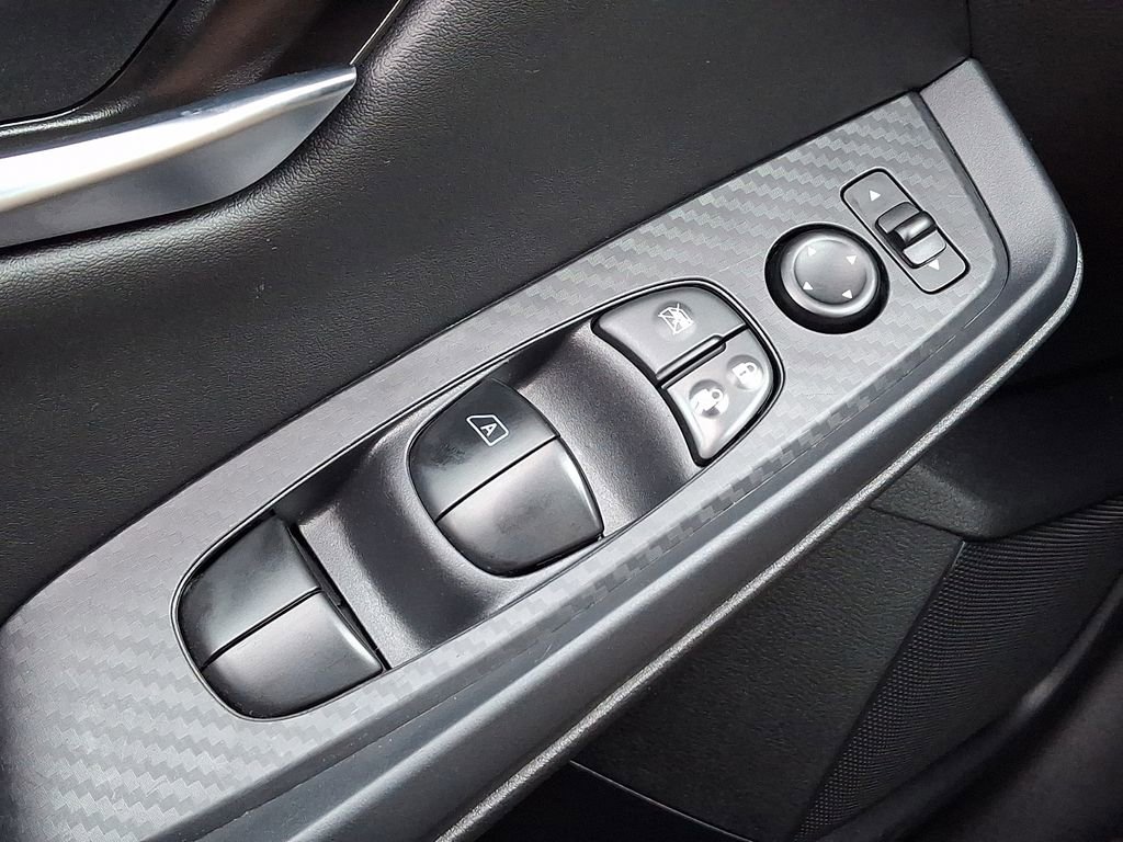 Used 2024 Nissan Sentra SV image 25