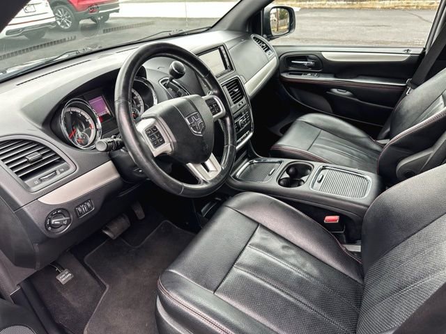 Used 2014 Dodge Grand Caravan R/T w/ Driver Convenience Group image 12