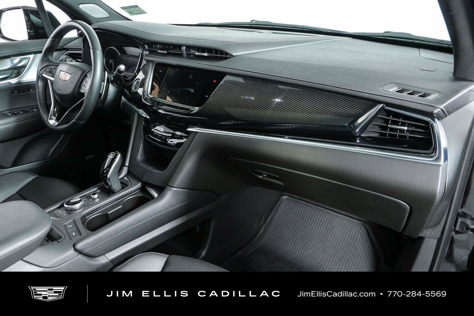 Used 2024 Cadillac XT6 Sport w/ LPO, ONYX Package AWD/4WD image 25