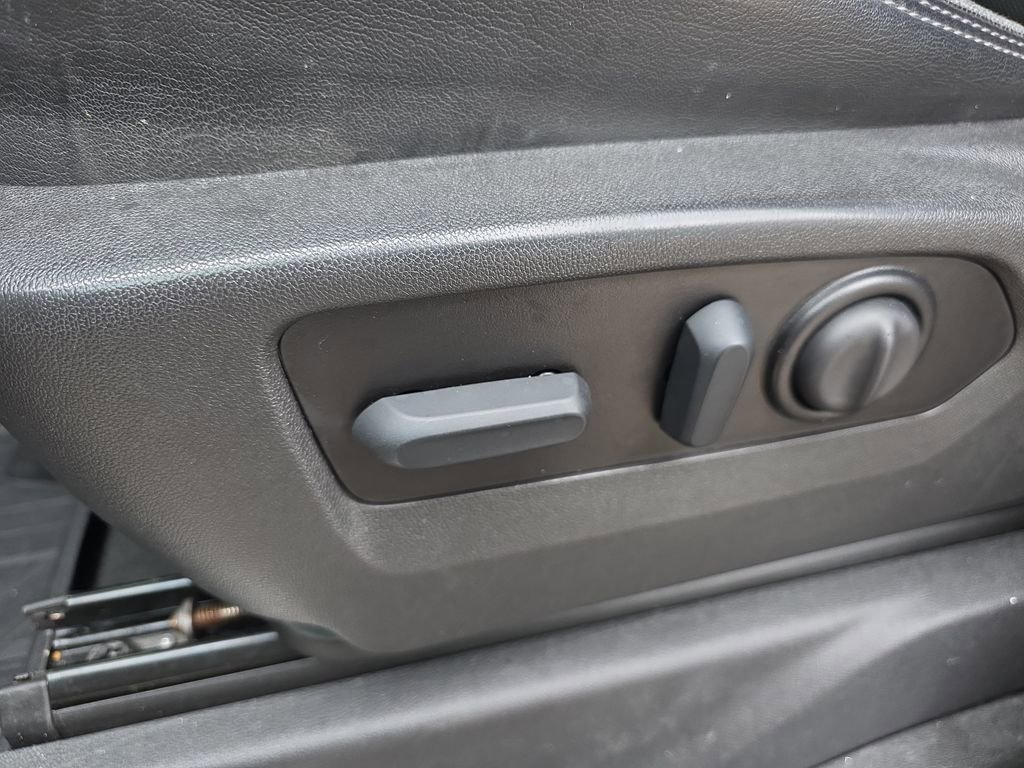 Used 2022 Chevrolet Silverado 3500 High Country w/ Z71 Off-Road Package image 35