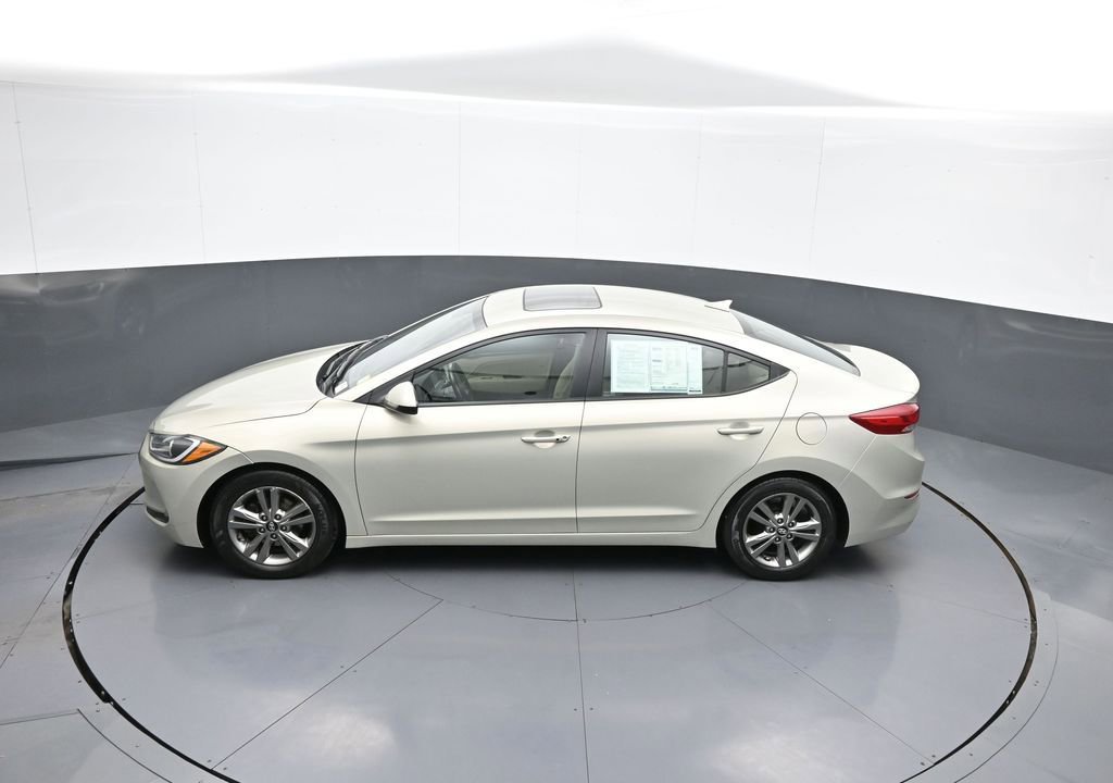 Used 2017 Hyundai Elantra Value Edition w/ Cargo Package image 40