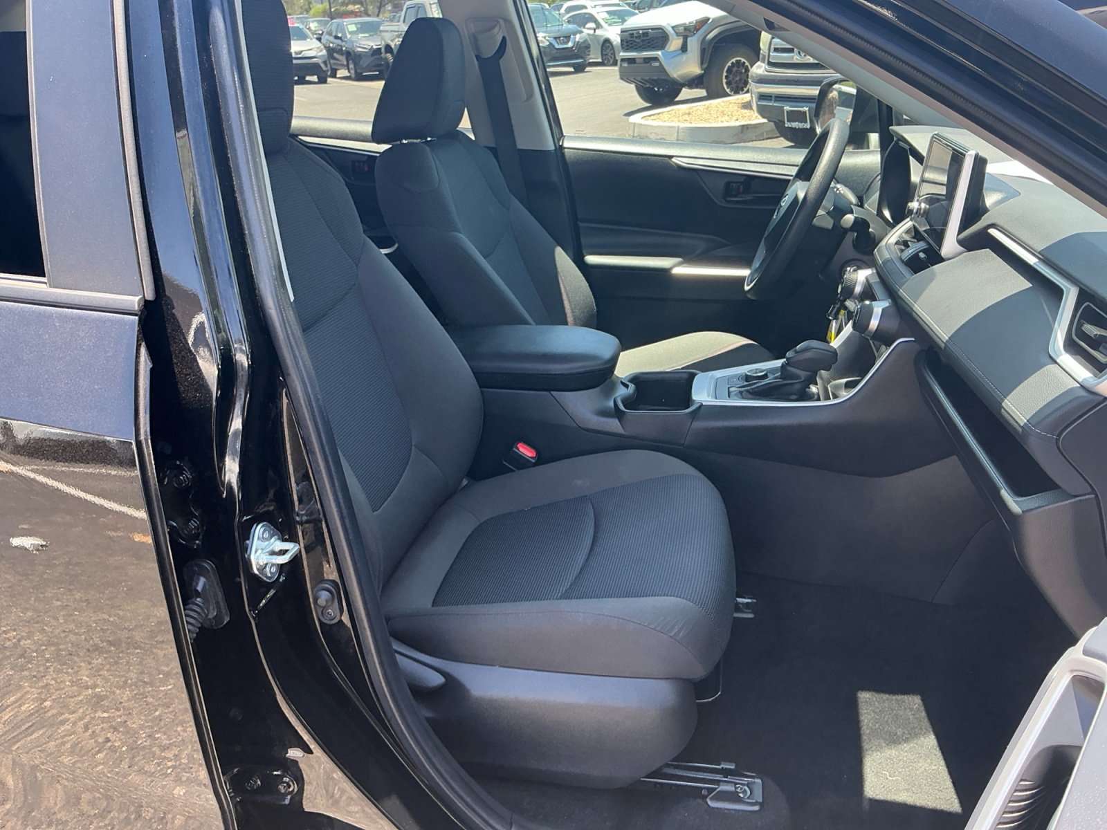 Used 2024 Toyota RAV4 LE AWD/4WD image 18