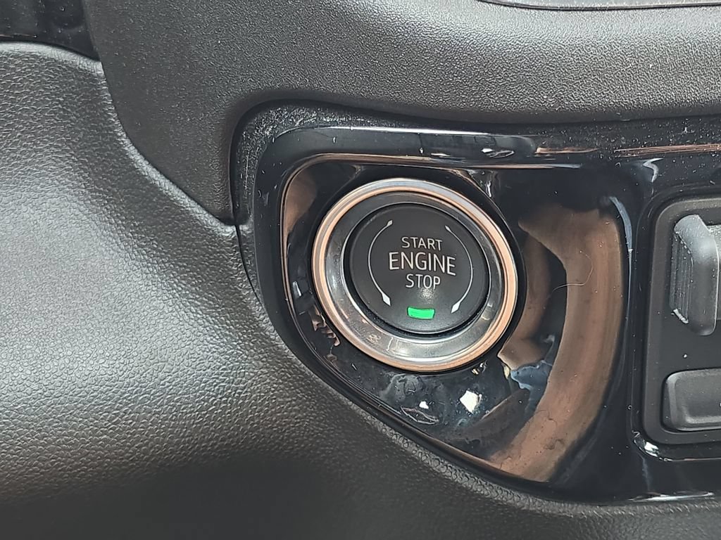 Certified 2025 GMC Sierra 1500 Elevation AWD/4WD image 20