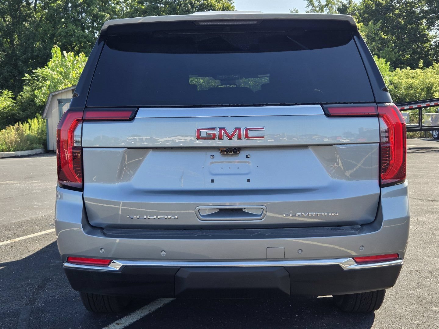 New 2026 GMC Yukon XL Elevation w/ Elevation Premium Package AWD/4WD image 19