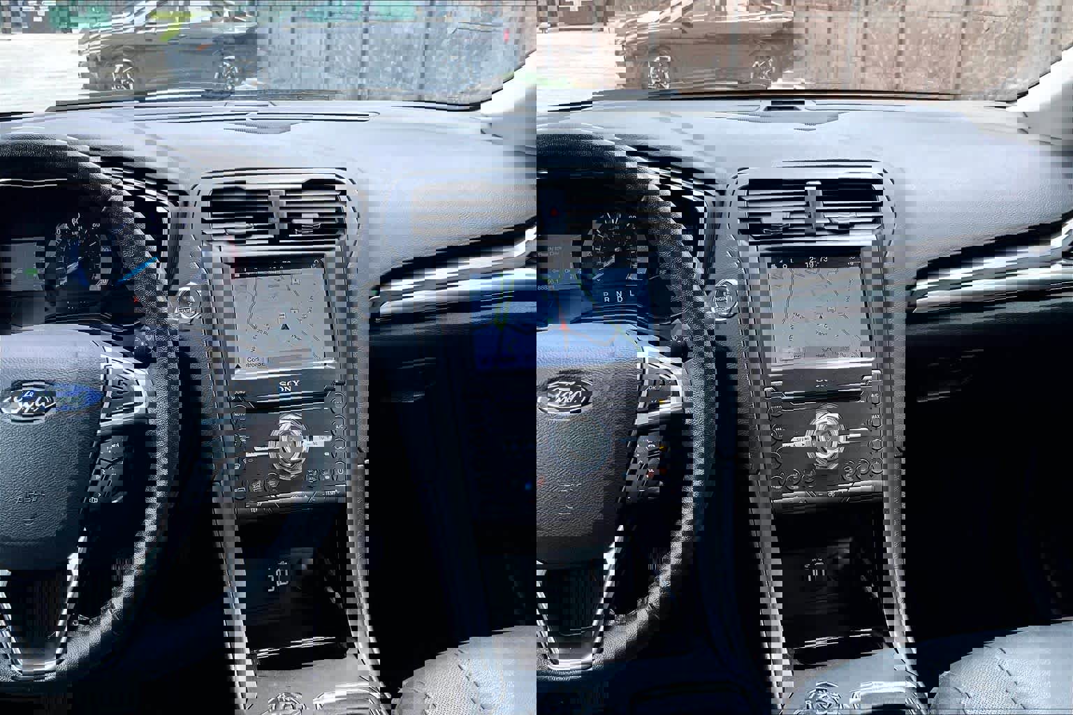 Used 2019 Ford Fusion Titanium FWD image 7