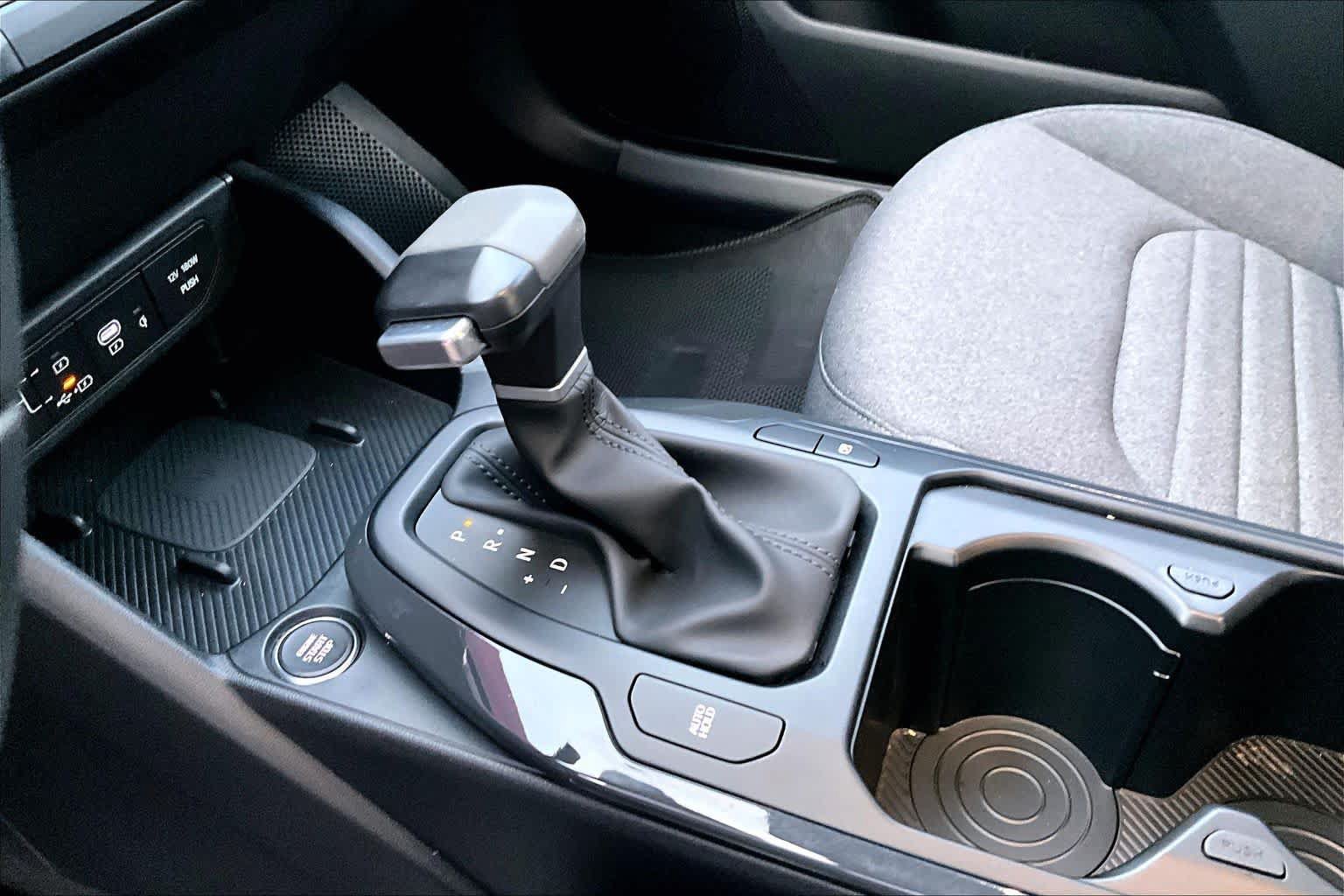Certified 2025 Kia K4 EX FWD image 16