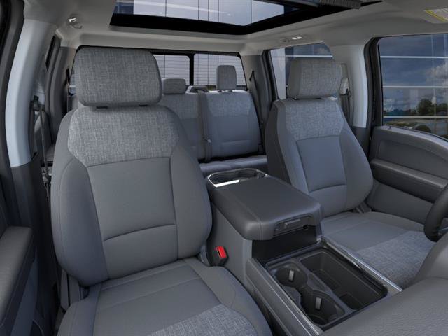 New 2026 Ford F250 XLT w/ XLT Premium Package AWD/4WD image 16