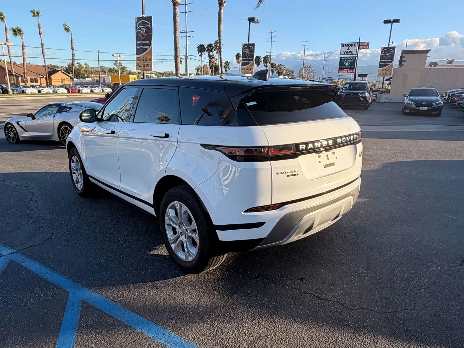 Used 2020 Land Rover Range Rover Evoque S AWD/4WD image 5