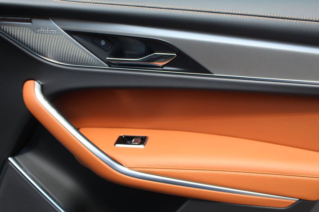 New 2026 Jaguar F-PACE R-Dynamic S AWD/4WD image 21