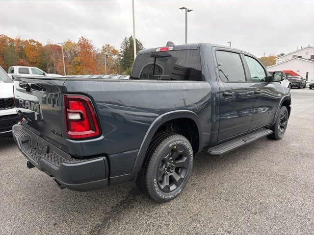 New 2026 RAM 1500 4x4 Crew Cab image 3