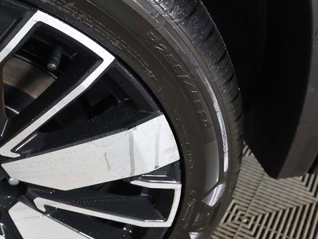 New 2026 Mitsubishi Outlander SEL image 25