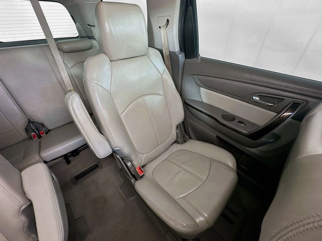 Used 2014 GMC Acadia SLT image 14