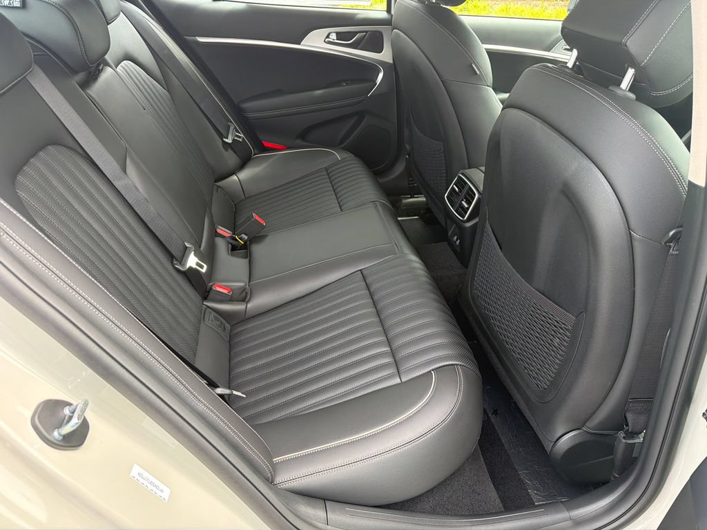 New 2026 Genesis G70 2.5T Prestige AWD/4WD image 17