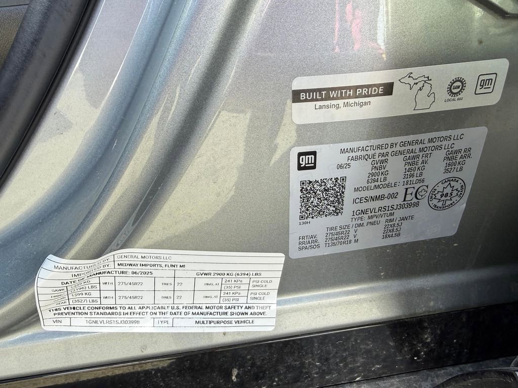 Used 2025 Chevrolet Traverse RS AWD/4WD image 12