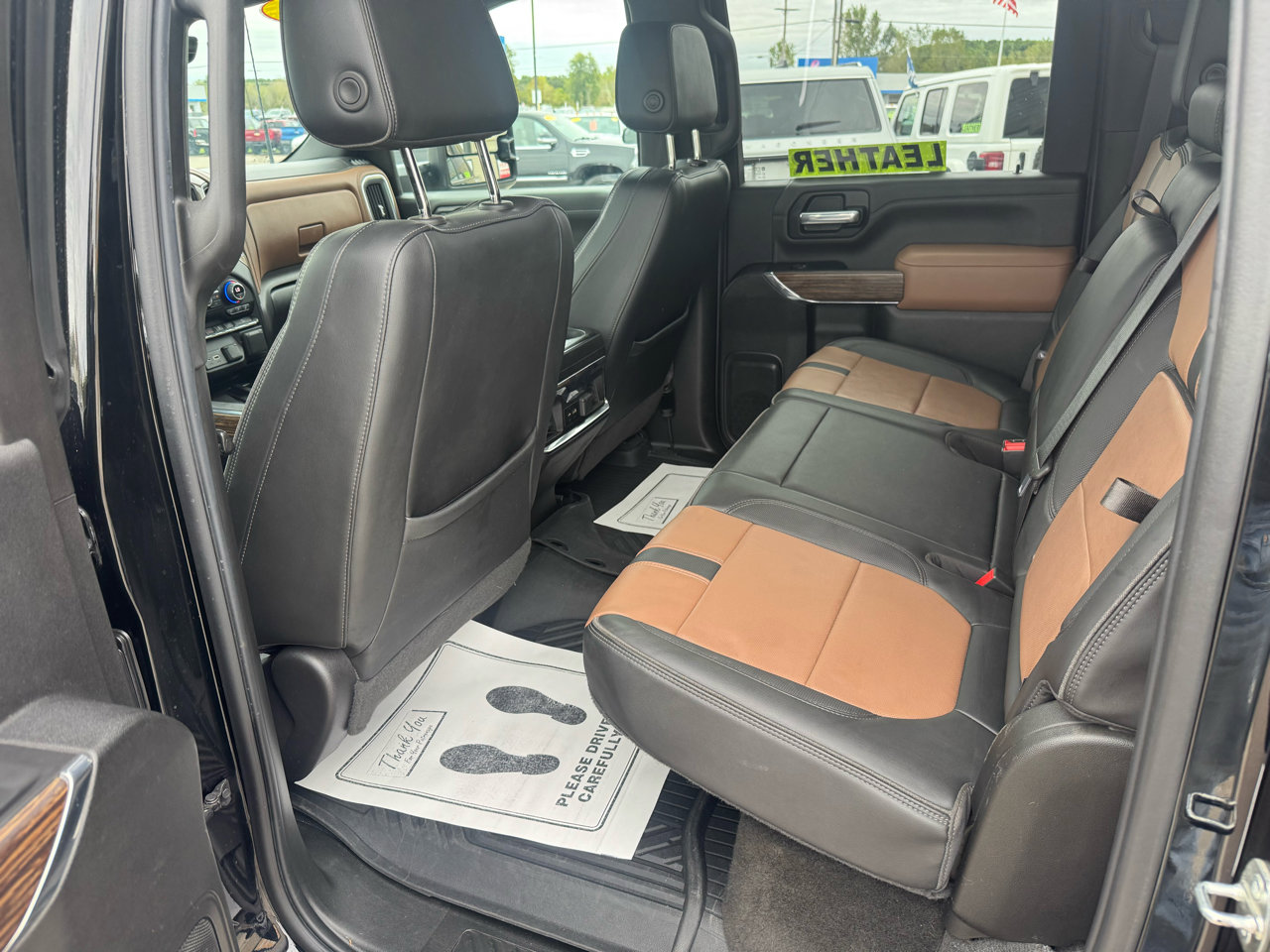 Used 2022 Chevrolet Silverado 3500 High Country w/ Z71 Off-Road Package image 9