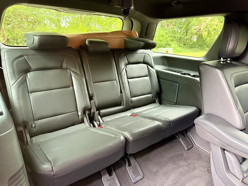 Used 2025 Lincoln Navigator Reserve w/ Jet Appearance Package AWD/4WD image 22