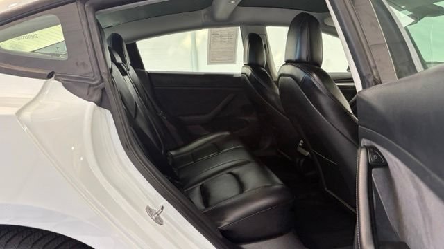 Used 2022 Tesla Model 3 RWD image 24