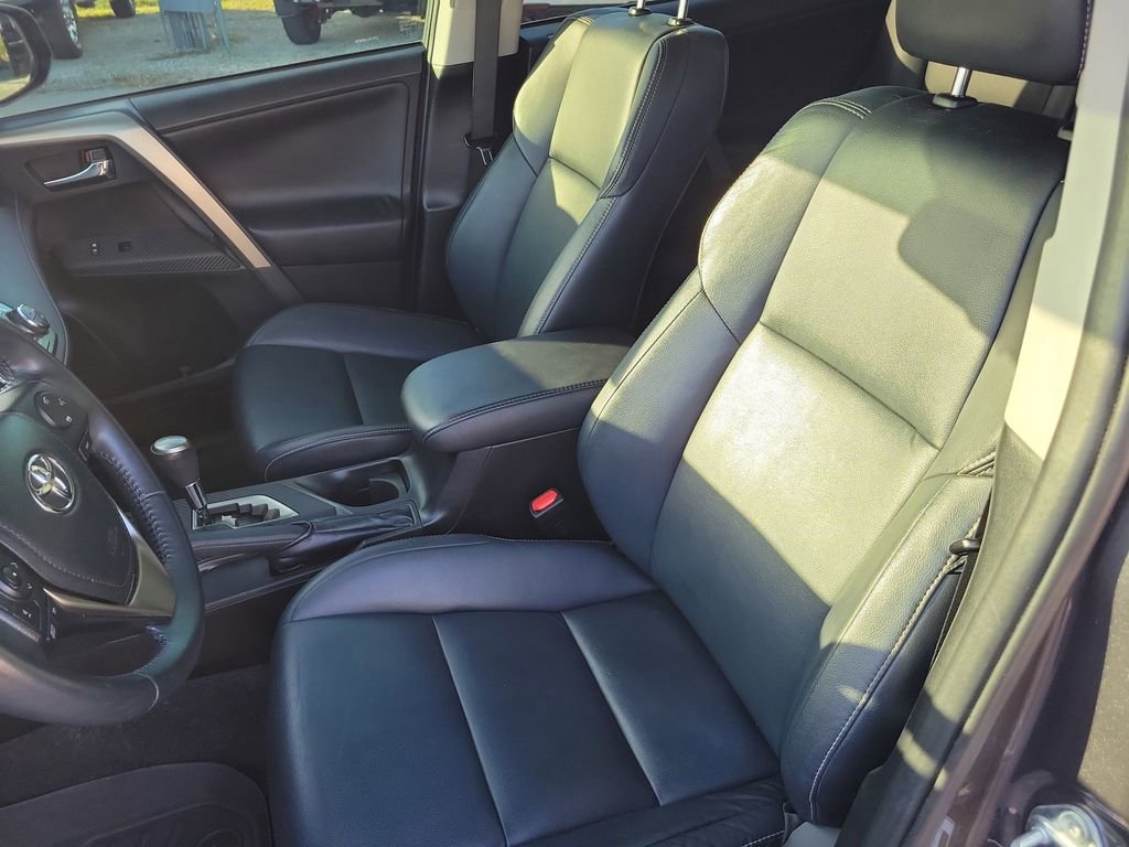 Used 2013 Toyota RAV4 Limited FWD image 20