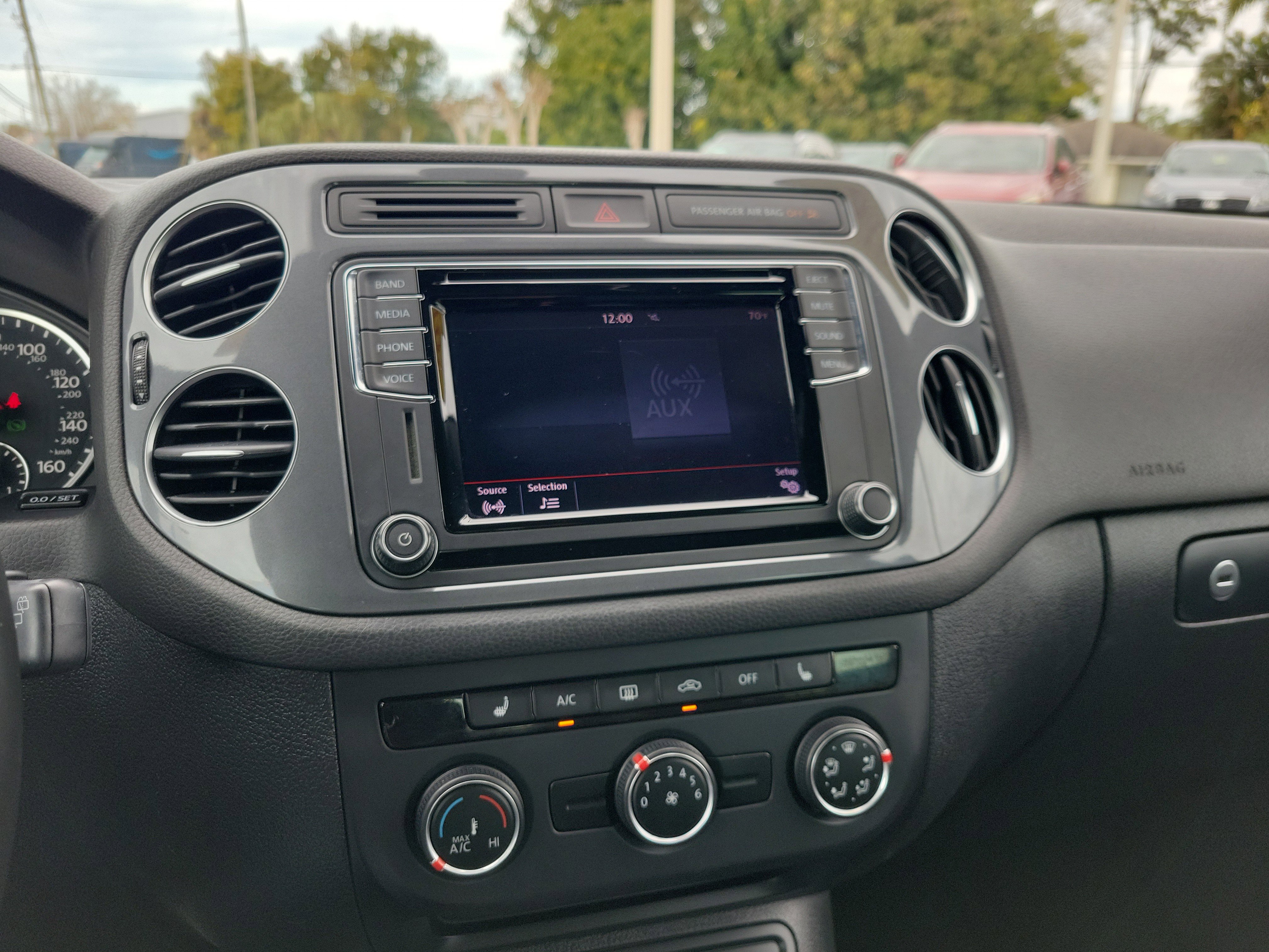 Used 2016 Volkswagen Tiguan R-Line image 21