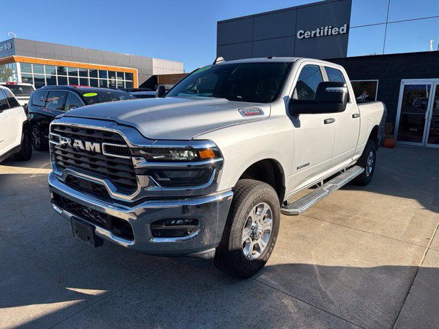 Certified 2026 RAM 2500 Big Horn AWD/4WD image 3
