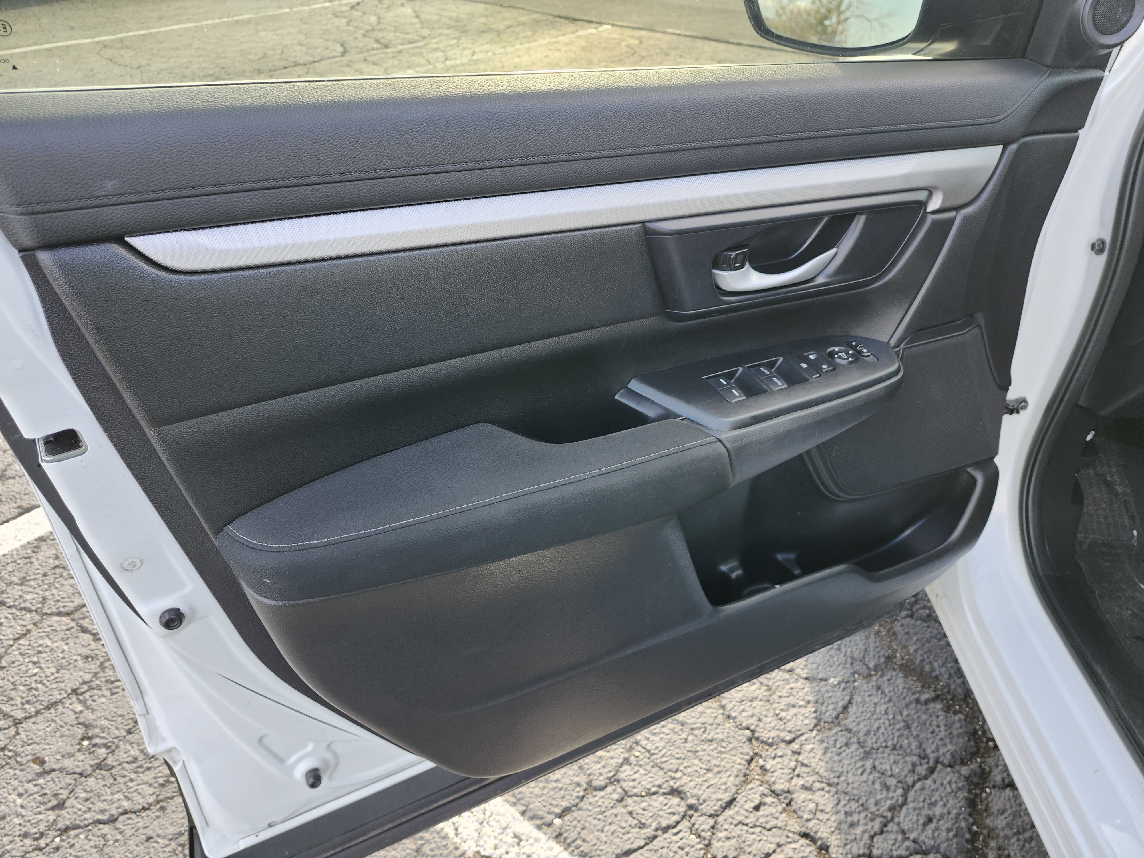 Used 2021 Honda CR-V Special Edition image 25