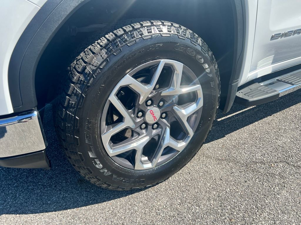 Used 2023 GMC Sierra 1500 SLT w/ SLT Premium Package image 14
