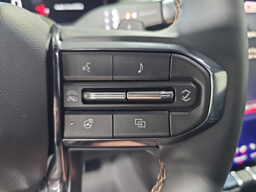 New 2026 GMC Yukon AT4 AWD/4WD image 20