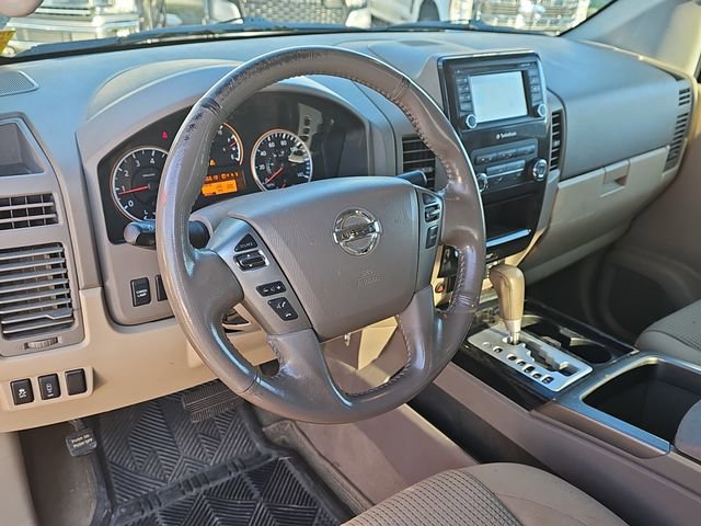 Used 2015 Nissan Titan SV w/ SV Value Truck Package image 11