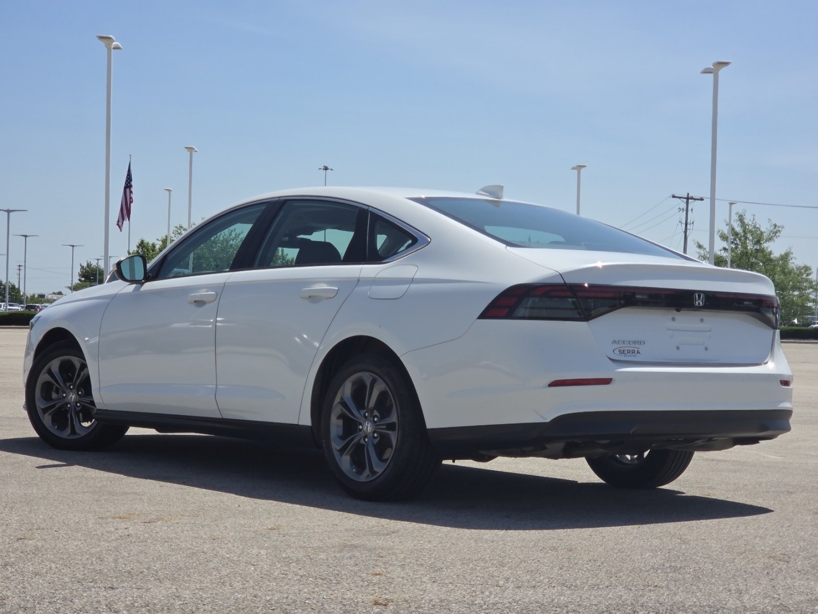 Used 2023 Honda Accord EX image 15