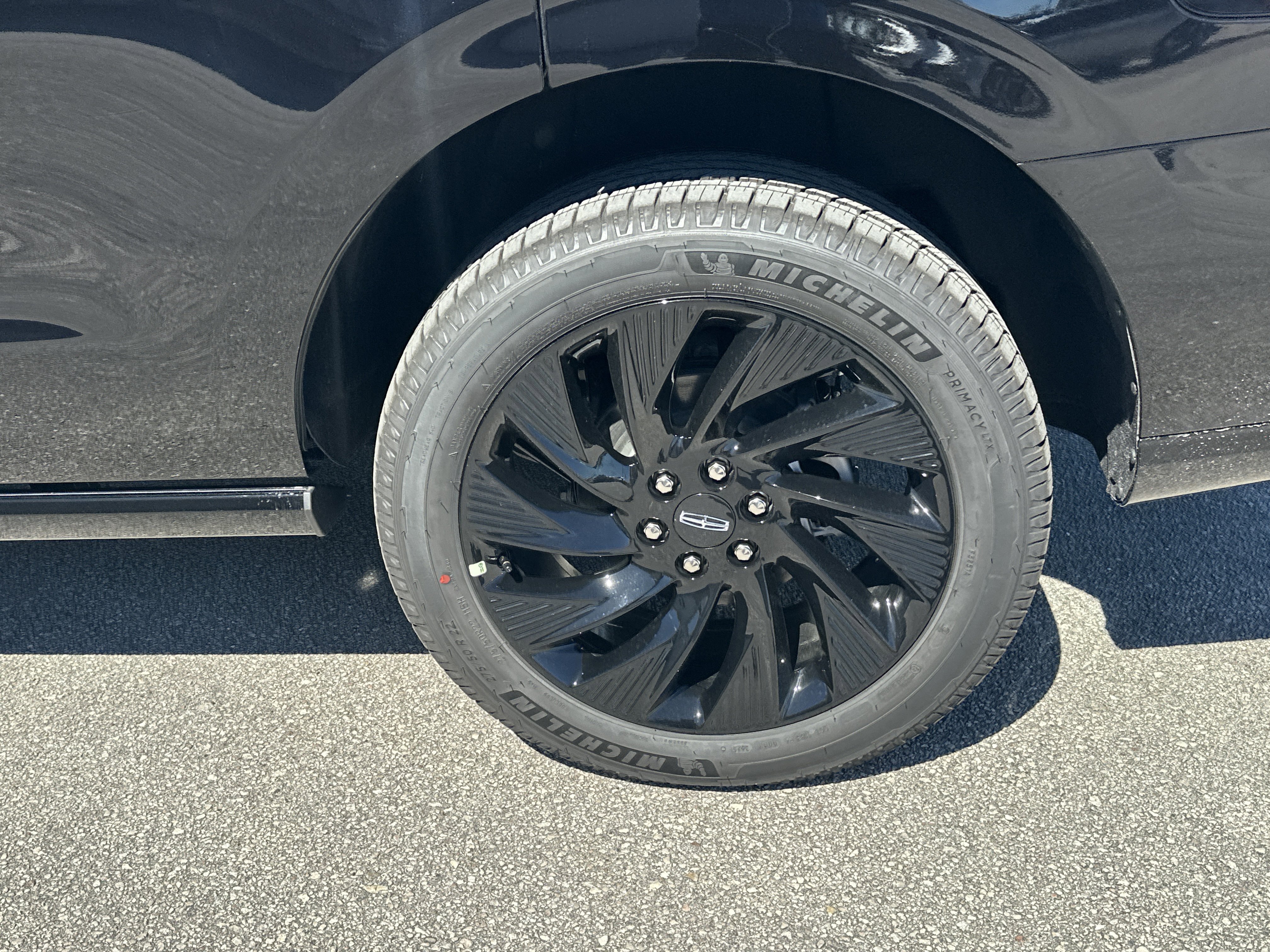 New 2025 Lincoln Navigator Reserve image 10
