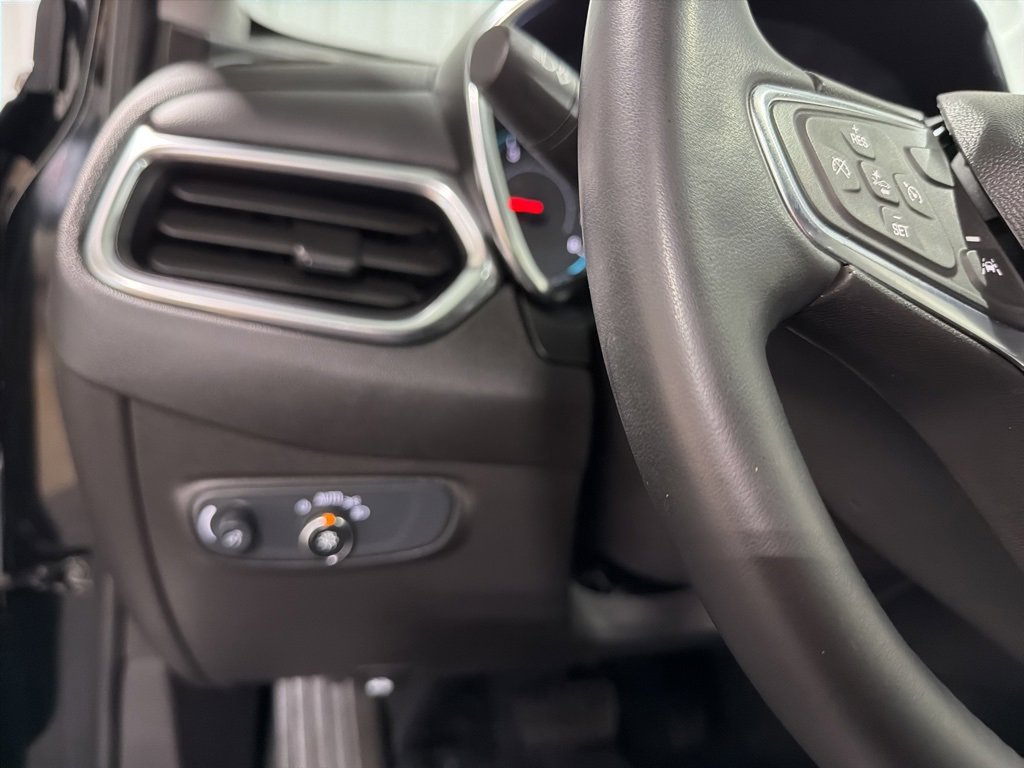 Certified 2024 Chevrolet Equinox LT image 33