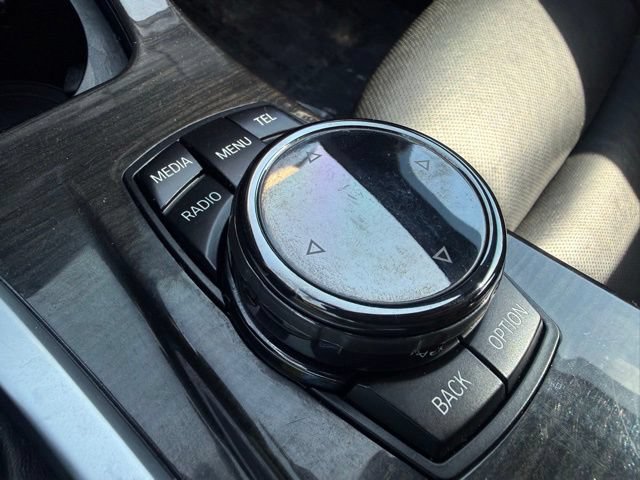 Used 2015 BMW 550i xDrive Sedan AWD/4WD image 32
