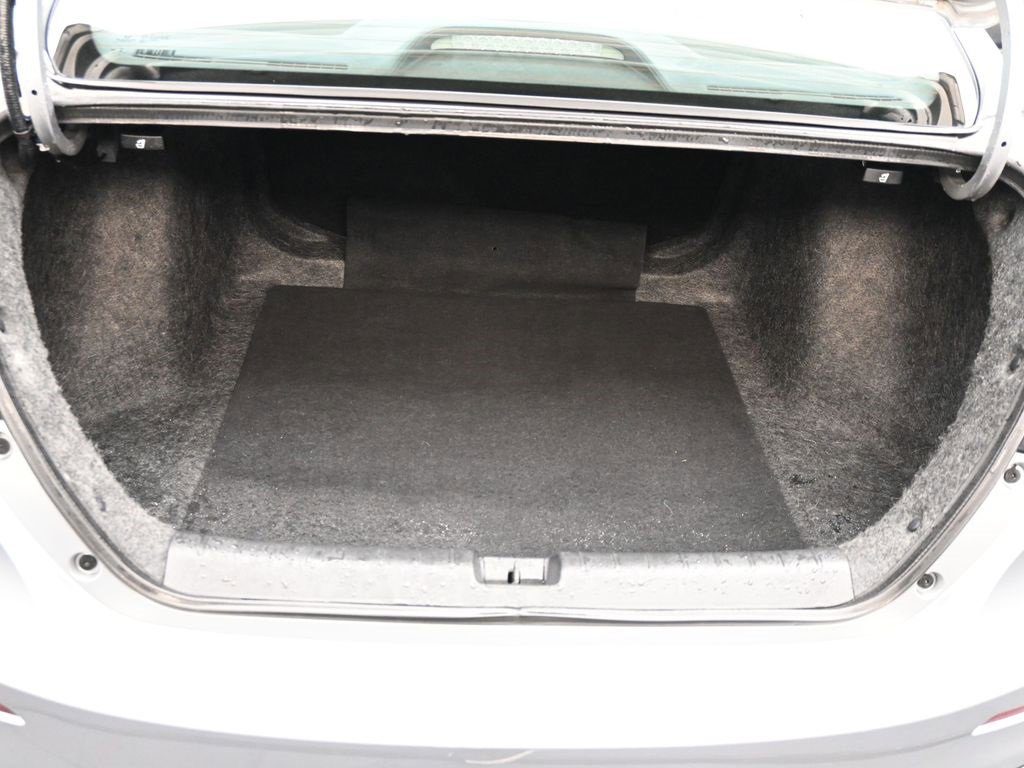 Used 2019 Honda Insight EX image 16