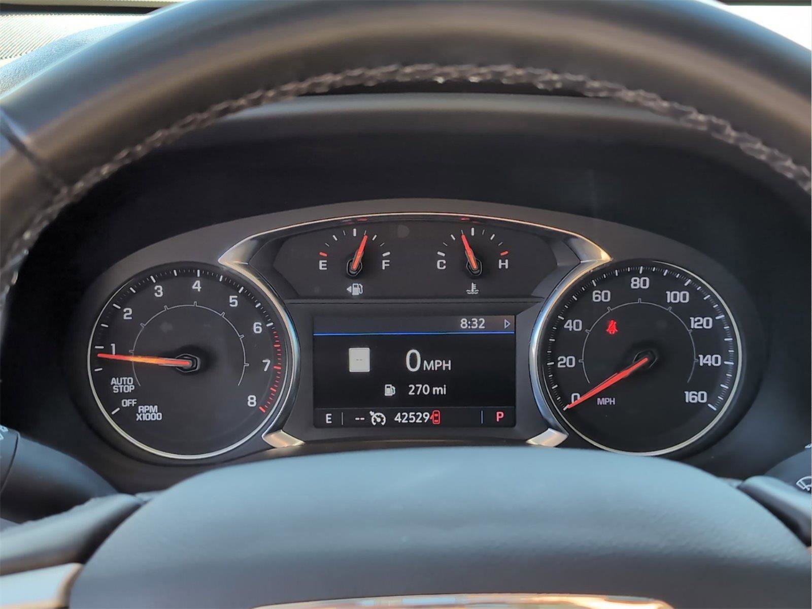 Used 2023 GMC Acadia SLT image 23