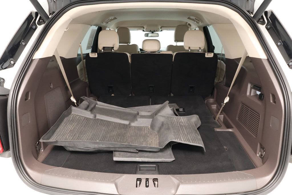 Used 2022 Ford Explorer Platinum w/ Equipment Group 601A image 20