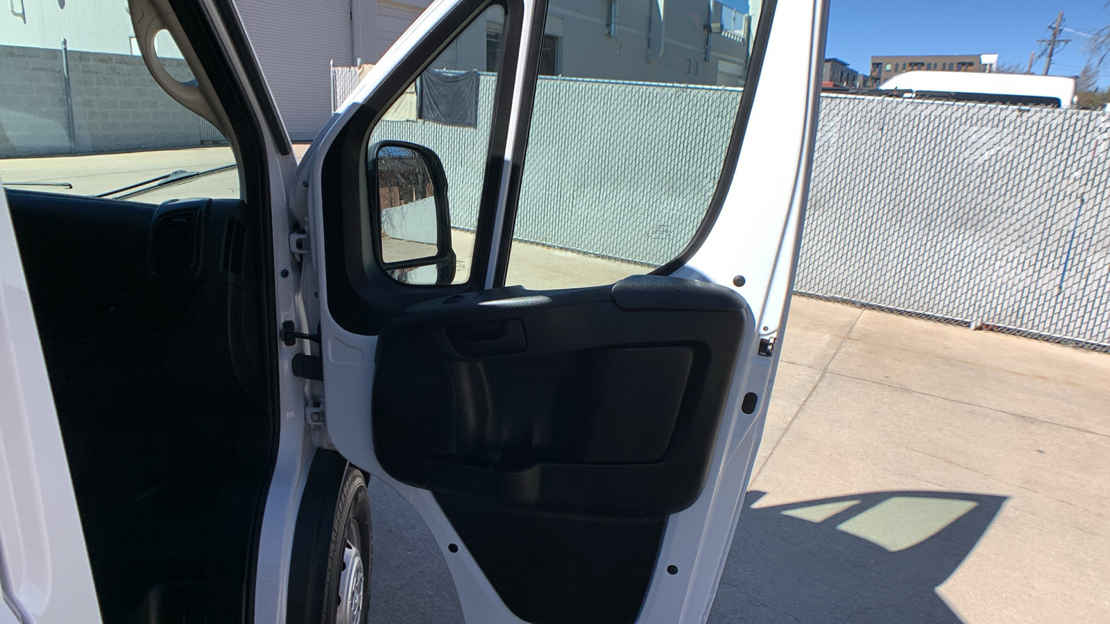 Used 2023 RAM ProMaster 2500 image 20