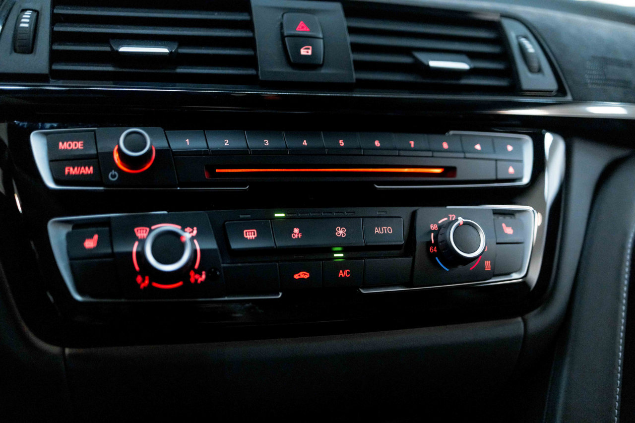 Used 2019 BMW M4 CS w/ Executive Package image 75